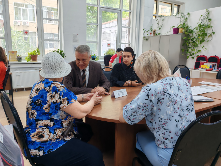 Всемирный день гуманитарной помощи: прием граждан в региональном отделении Российского Красного Креста Всемирный день гуманитарной помощи: прием граждан в региональном отделении Российского Красного Креста