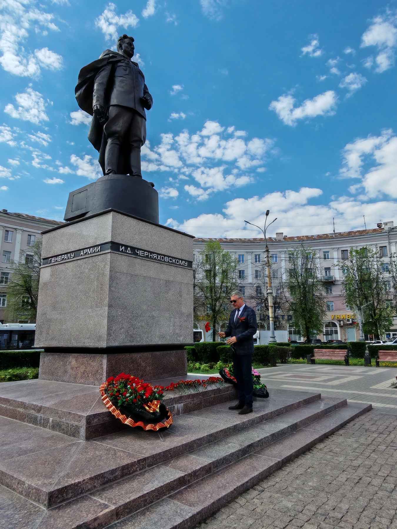 С  праздником Победы!
