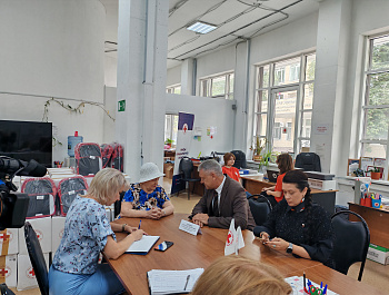 Всемирный  день гуманитарной помощи: прием граждан в региональном отделении Российского Красного Креста