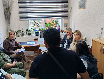 Уполномоченный провел комплексный выездной прием в Лисках