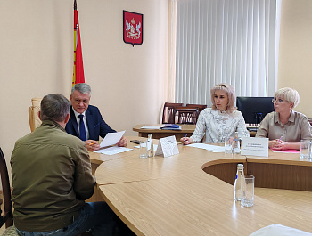 Уполномоченный провел прием граждан в Боброве