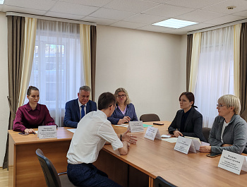 Уполномоченный провел собеседования с кандидатами в Молодежный совет 