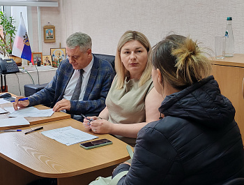 Уполномоченный провел комплексный выездной прием в Лисках